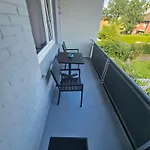Ecocube 143 - Balkon, 3zimmer, Waschmaschine, Backofen, Badewanne, 5p