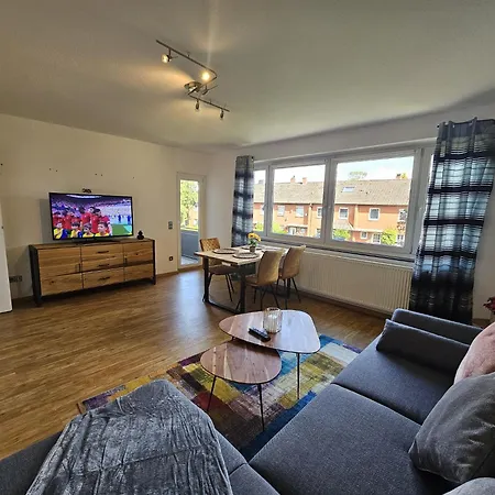 Apartment Ecocube 143 - Balkon, 3zimmer, Waschmaschine, Backofen, Badewanne, 5p Meppen