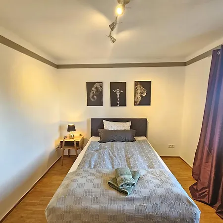 Apartment Ecocube 143 - Balkon, 3zimmer, Waschmaschine, Backofen, Badewanne, 5p Meppen