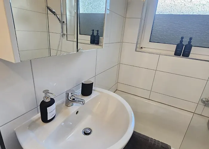 Ecocube 143 - Balkon, 3zimmer, Waschmaschine, Backofen, Badewanne, 5p Apartment Meppen
